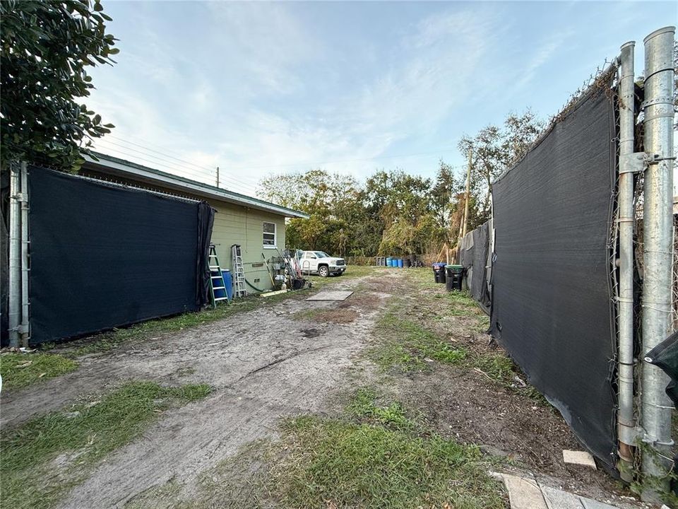 For Sale: $420,000 (3 beds, 0 baths, 1556 Square Feet)