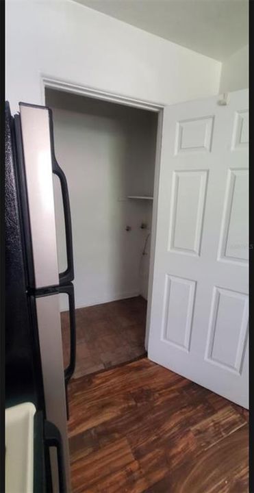 For Sale: $420,000 (3 beds, 0 baths, 1556 Square Feet)