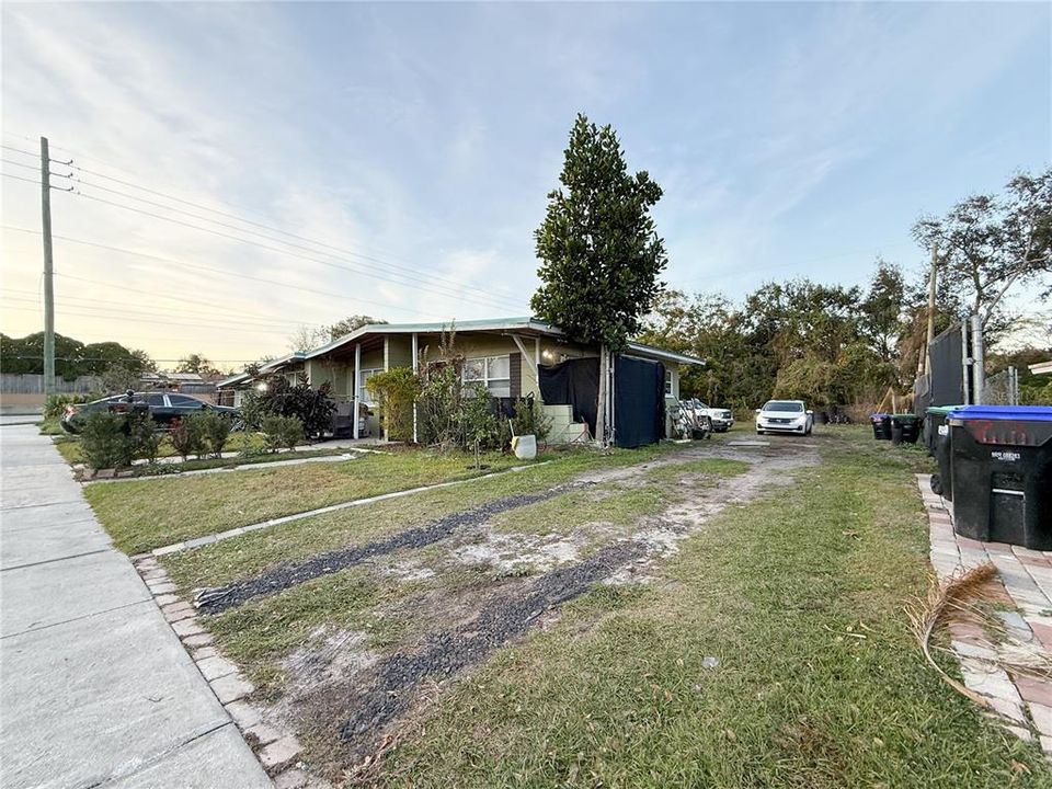 For Sale: $420,000 (3 beds, 0 baths, 1556 Square Feet)