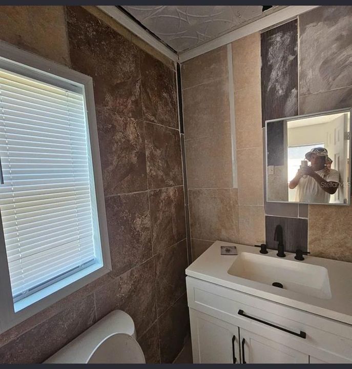 For Sale: $420,000 (3 beds, 0 baths, 1556 Square Feet)