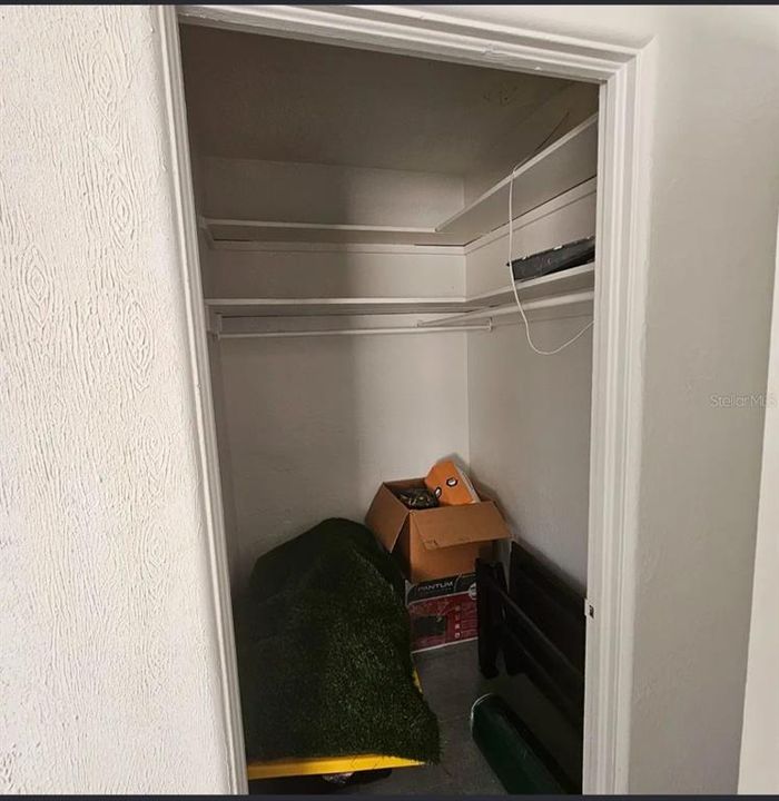 For Sale: $420,000 (3 beds, 0 baths, 1556 Square Feet)