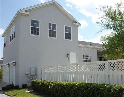 For Rent: $1,850 (1 beds, 1 baths, 850 Square Feet)