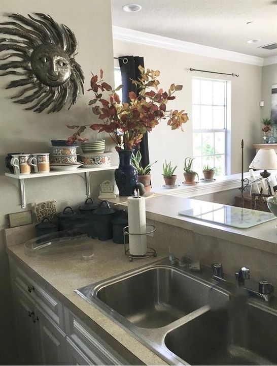 For Rent: $1,850 (1 beds, 1 baths, 850 Square Feet)