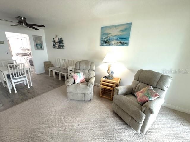 待售: $125,900 (1 贝兹, 1 浴室, 750 平方英尺)