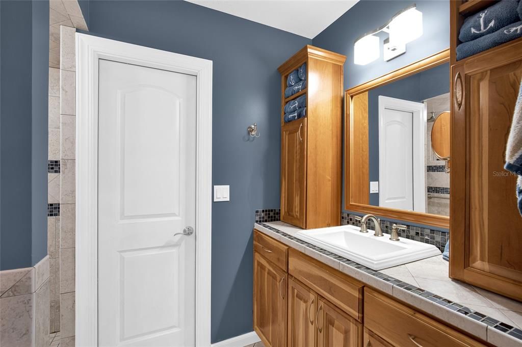 En Venta: $599,000 (3 camas, 2 baños, 1499 Pies cuadrados)