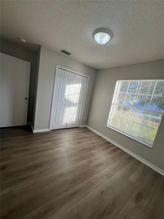 В аренду: $1,595 (3 спален, 2 ванн, 988 Квадратных фут)