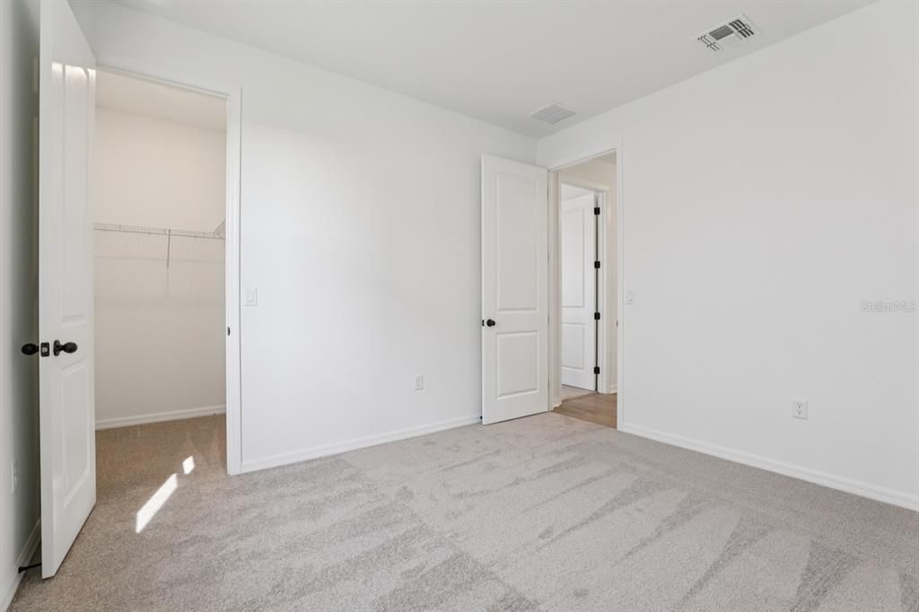 En Venta: $479,990 (4 camas, 2 baños, 1982 Pies cuadrados)