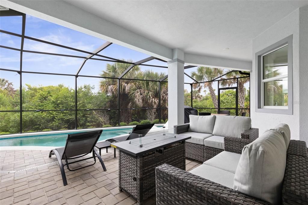 En Venta: $2,295,000 (5 camas, 4 baños, 3583 Pies cuadrados)