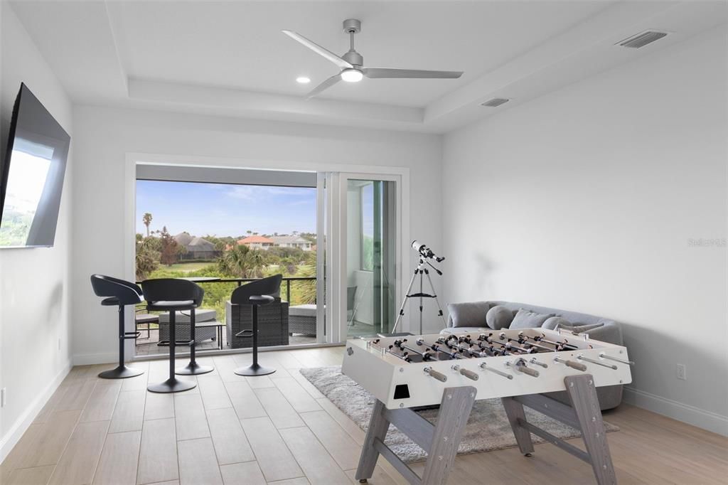 En Venta: $2,295,000 (5 camas, 4 baños, 3583 Pies cuadrados)