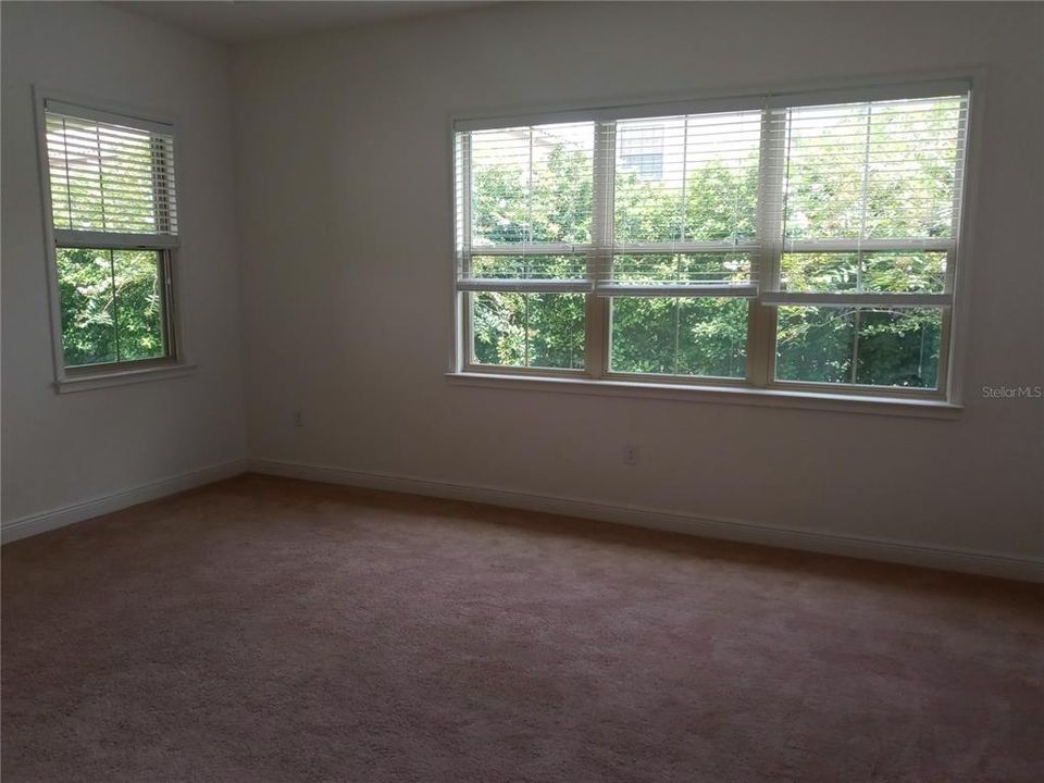 For Rent: $3,500 (4 beds, 3 baths, 2267 Square Feet)