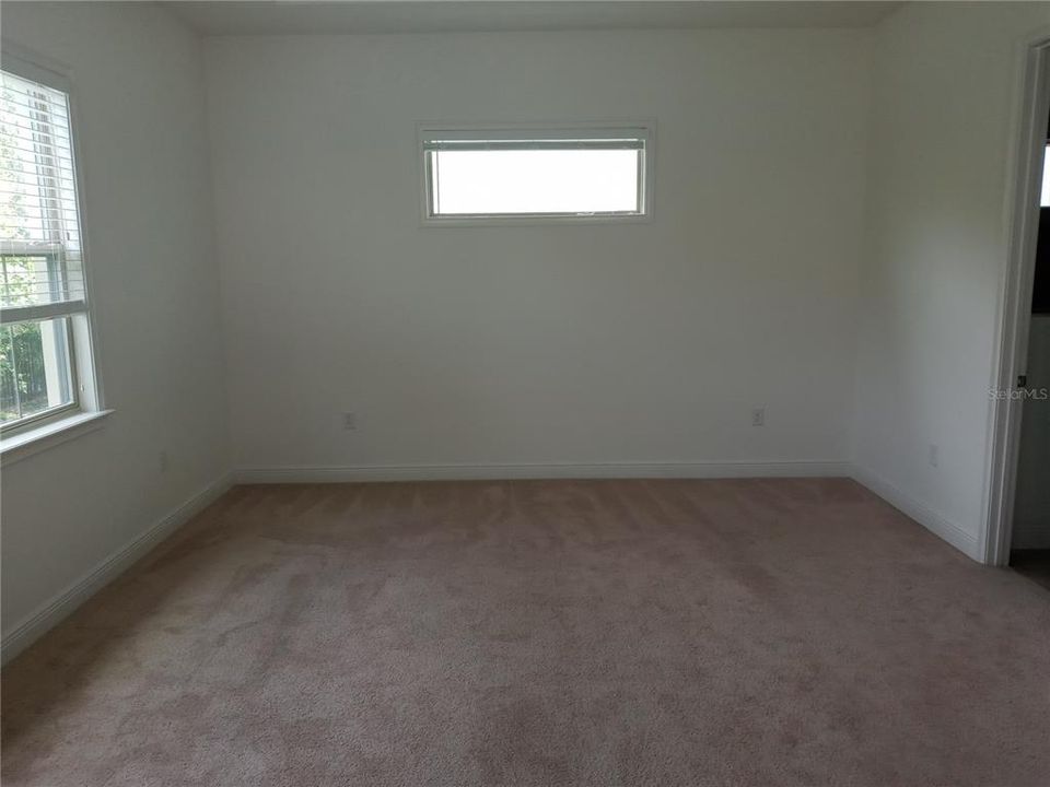 For Rent: $3,500 (4 beds, 3 baths, 2267 Square Feet)