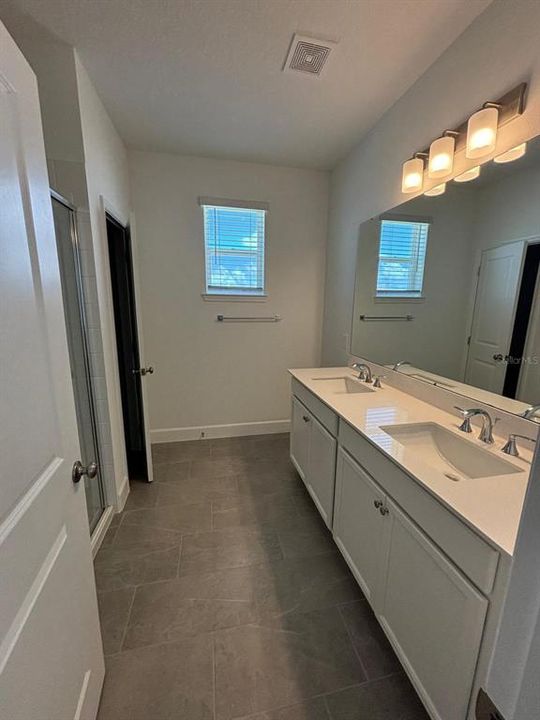 出租: $2,900 (4 贝兹, 3 浴室, 2148 平方英尺)