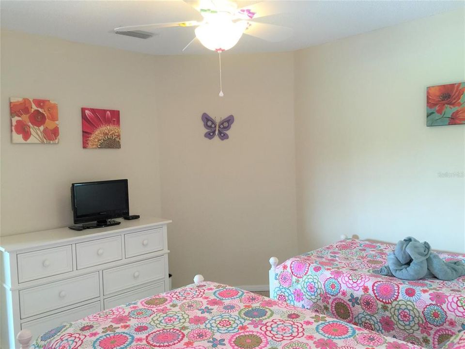 待售: $605,000 (7 贝兹, 4 浴室, 2914 平方英尺)