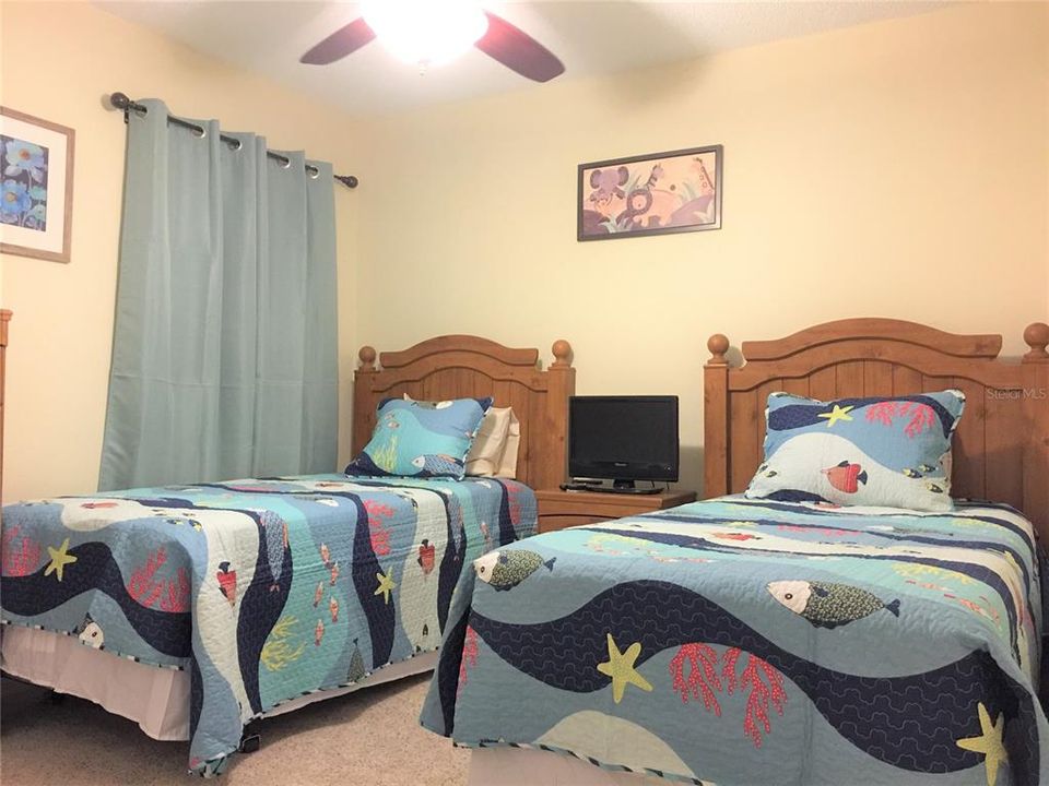 待售: $605,000 (7 贝兹, 4 浴室, 2914 平方英尺)