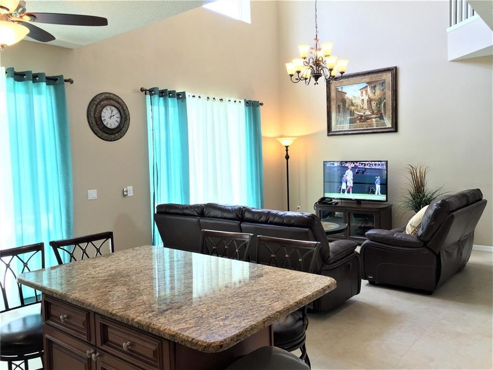 待售: $605,000 (7 贝兹, 4 浴室, 2914 平方英尺)