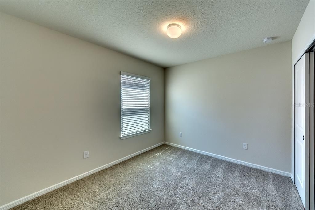 出租: $2,995 (5 贝兹, 3 浴室, 2615 平方英尺)