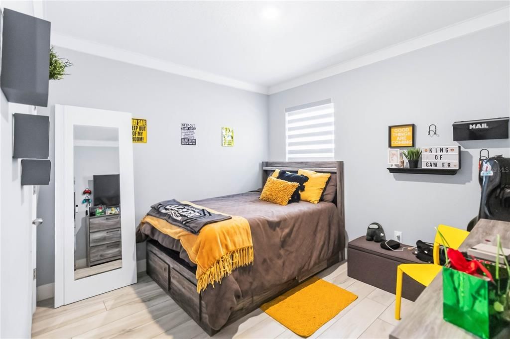 待售: $399,900 (4 贝兹, 2 浴室, 1846 平方英尺)