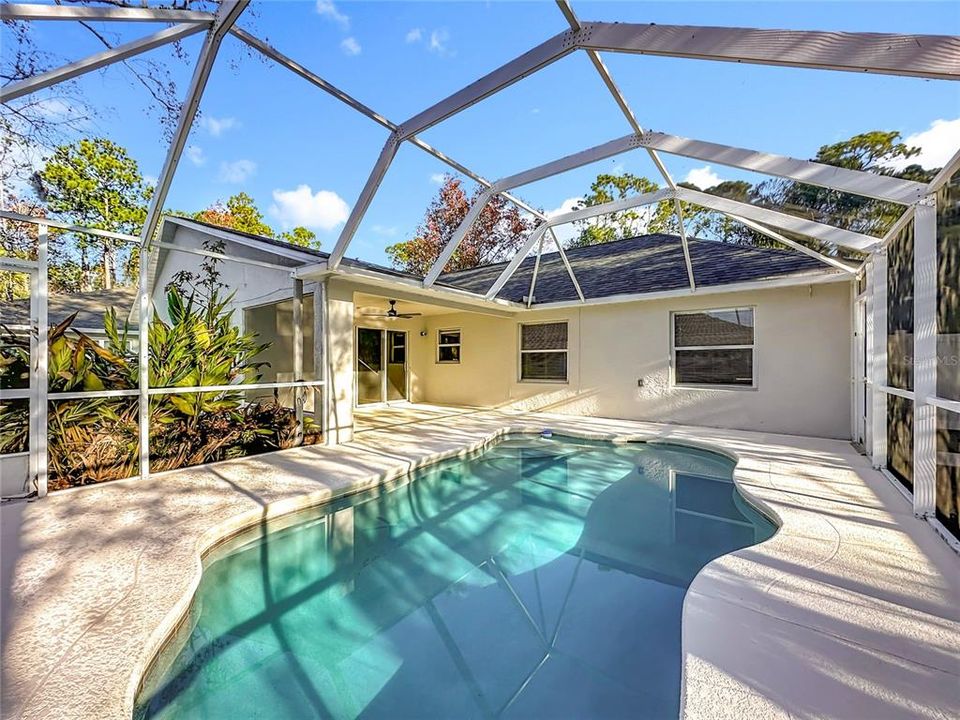 En Venta: $369,900 (3 camas, 2 baños, 1547 Pies cuadrados)