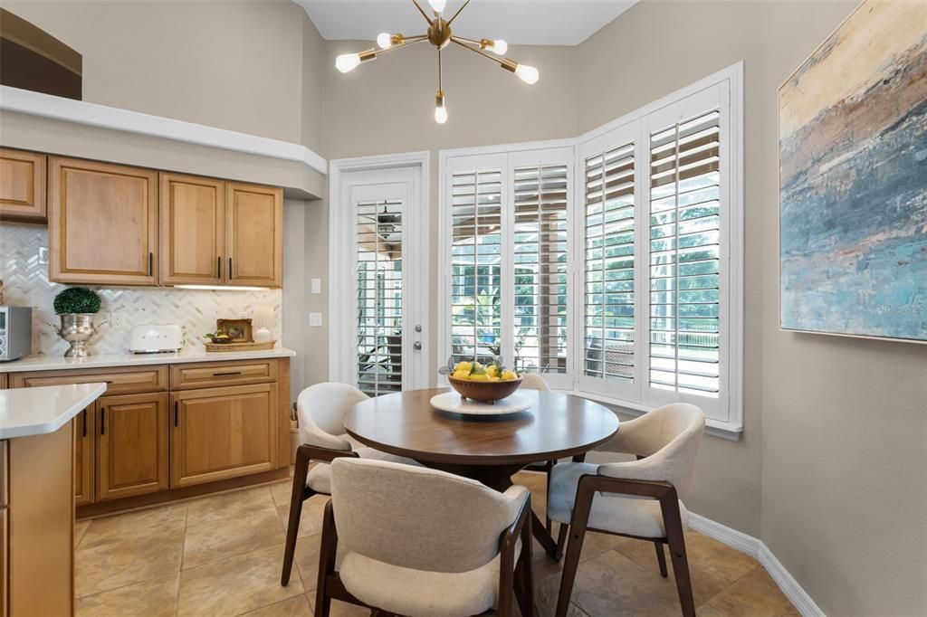 На продажу: $785,000 (3 спален, 3 ванн, 2540 Квадратных фут)