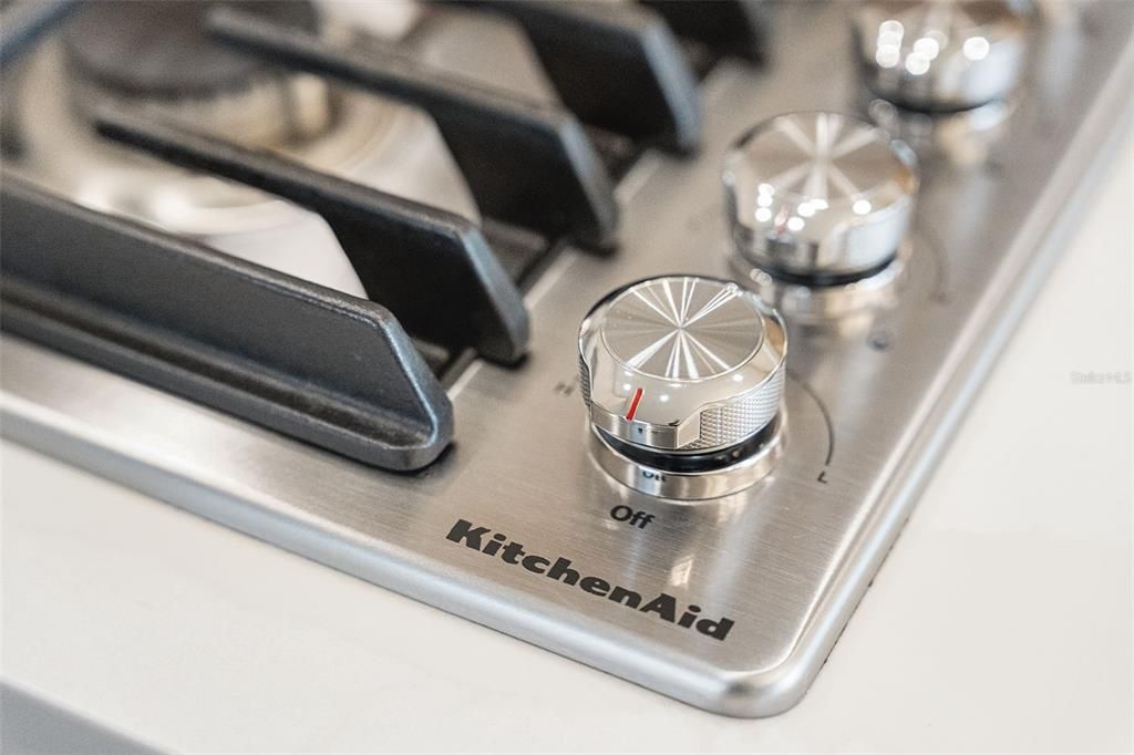 На продажу: $785,000 (3 спален, 3 ванн, 2540 Квадратных фут)