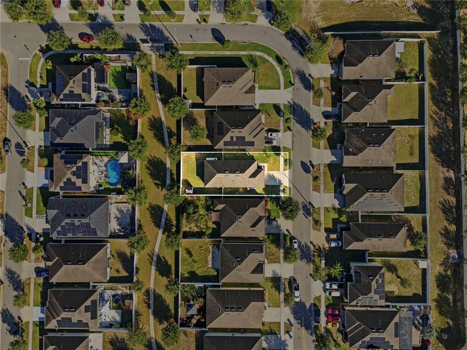 待售: $330,000 (3 贝兹, 2 浴室, 1311 平方英尺)