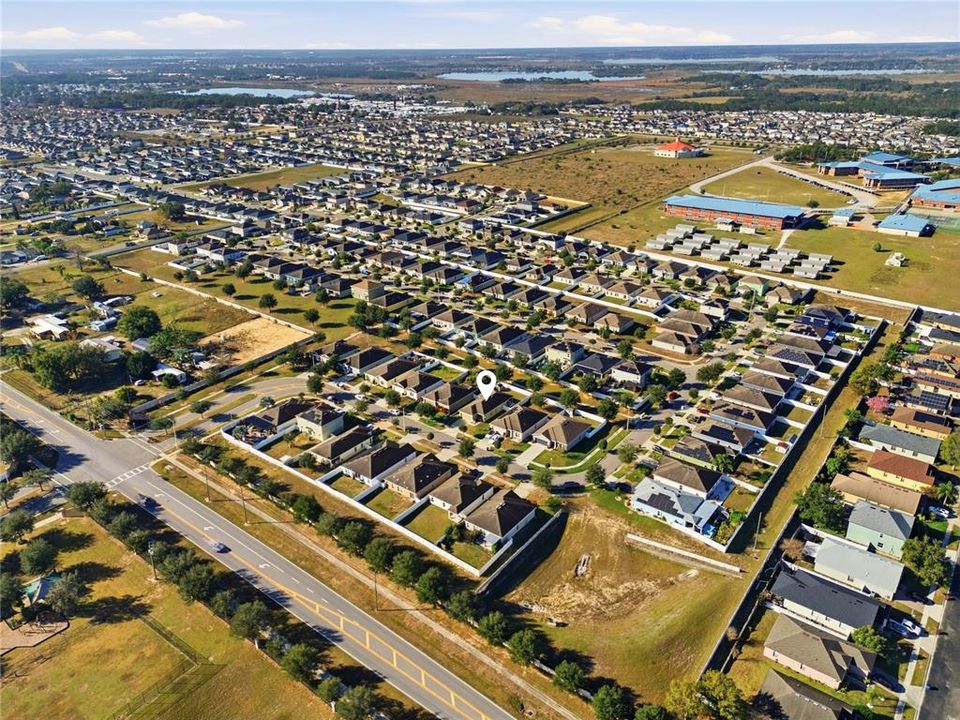 待售: $330,000 (3 贝兹, 2 浴室, 1311 平方英尺)