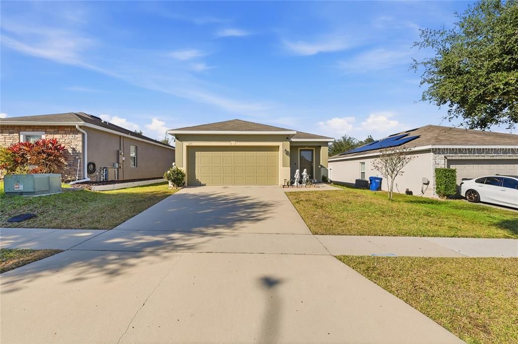 待售: $330,000 (3 贝兹, 2 浴室, 1311 平方英尺)