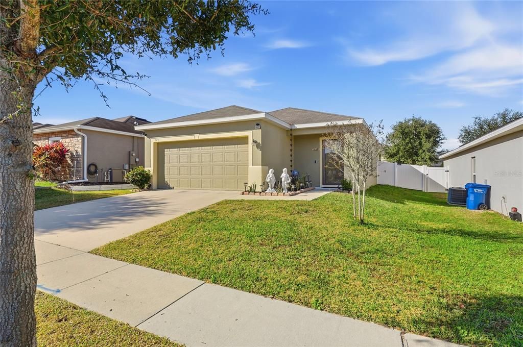 待售: $330,000 (3 贝兹, 2 浴室, 1311 平方英尺)