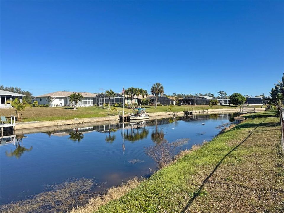 На продажу: $39,000 (0.22 acres)