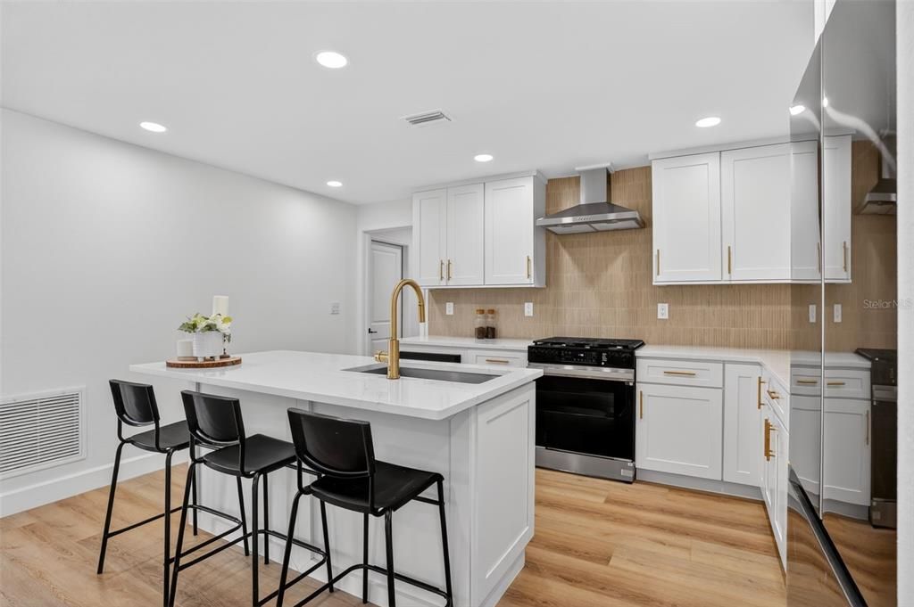 En Venta: $479,000 (3 camas, 2 baños, 1679 Pies cuadrados)