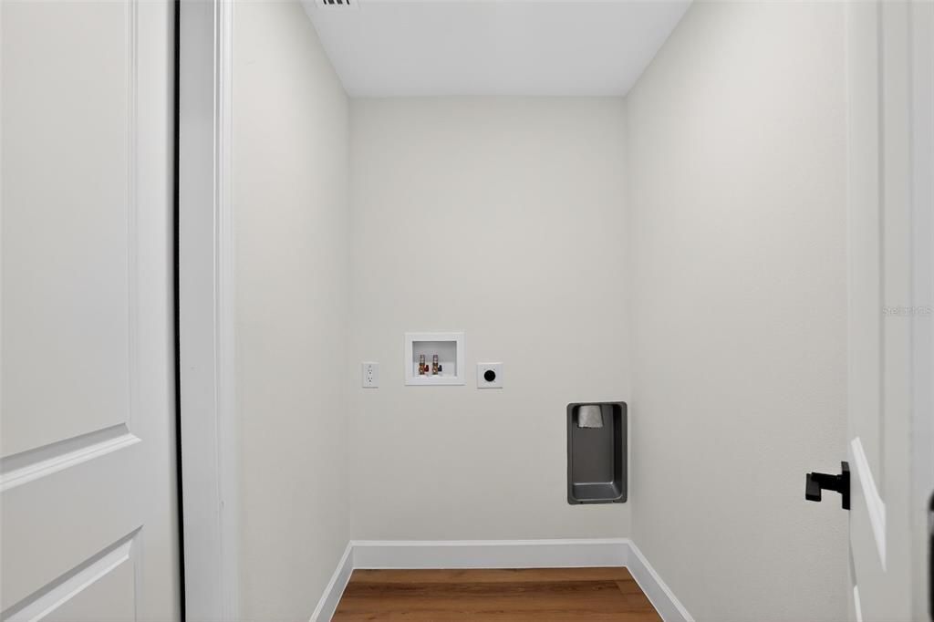 En Venta: $479,000 (3 camas, 2 baños, 1679 Pies cuadrados)