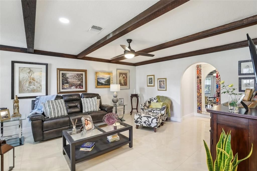 待售: $400,000 (3 贝兹, 2 浴室, 1596 平方英尺)