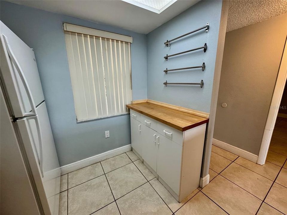 En Renta: $1,600 (2 camas, 2 baños, 879 Pies cuadrados)