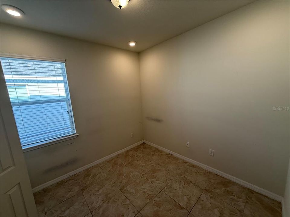 En Venta: $405,000 (5 camas, 3 baños, 2485 Pies cuadrados)