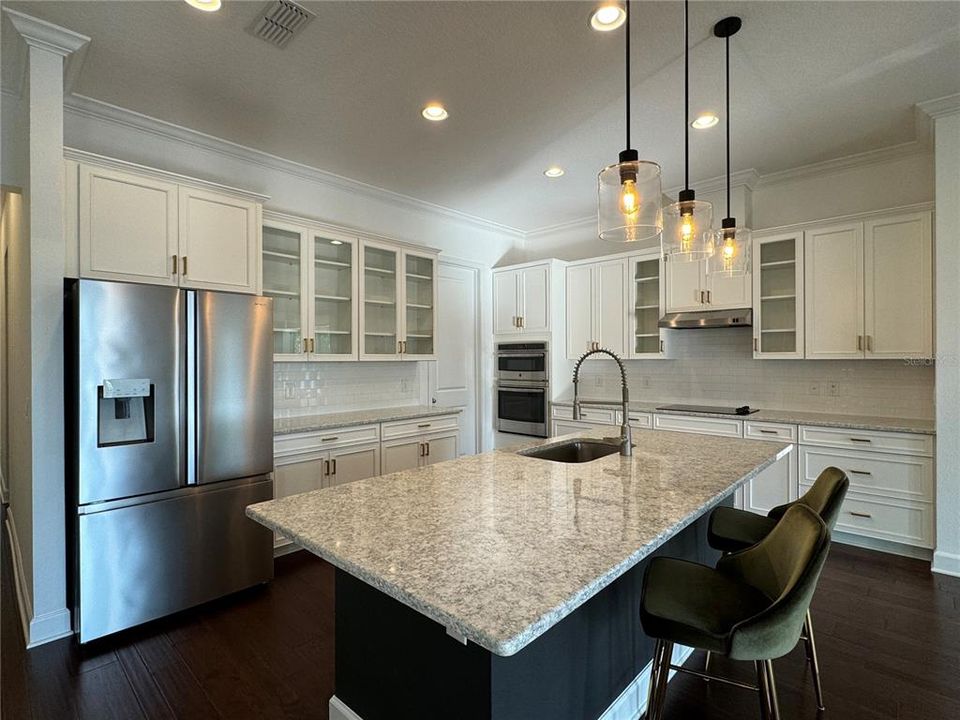 En Renta: $5,000 (4 camas, 3 baños, 2493 Pies cuadrados)