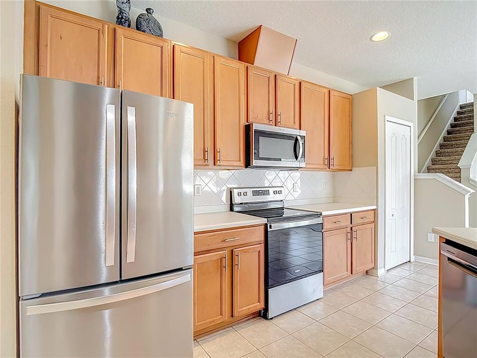 For Sale: $449,900 (4 beds, 3 baths, 2495 Square Feet)