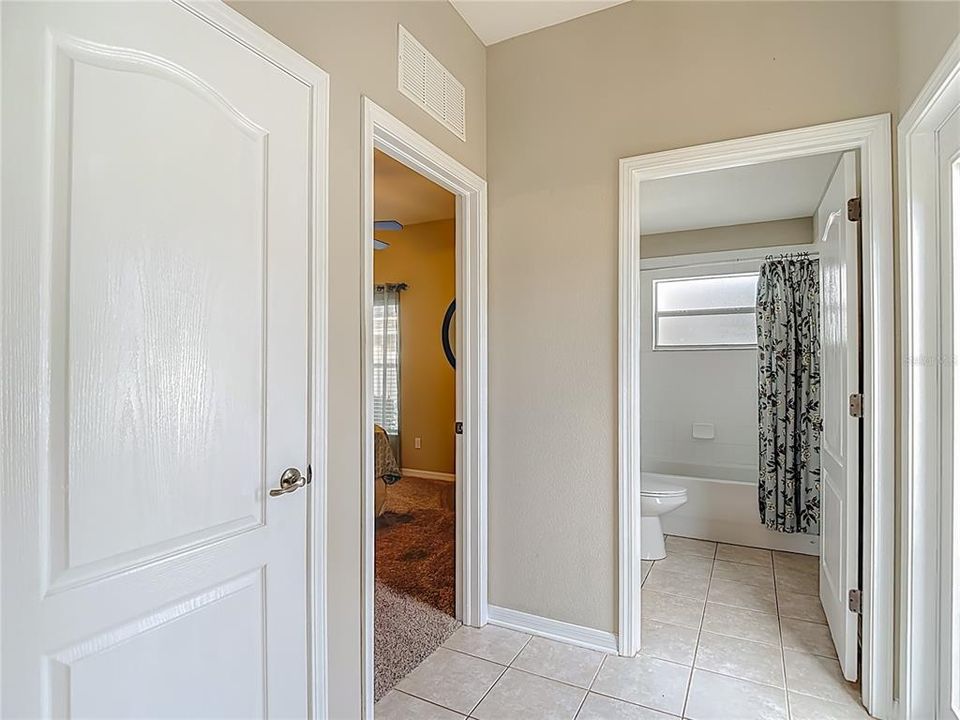 For Sale: $449,900 (4 beds, 3 baths, 2495 Square Feet)