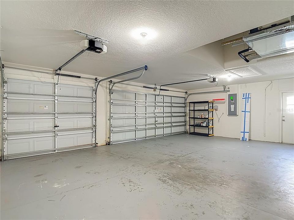 For Sale: $449,900 (4 beds, 3 baths, 2495 Square Feet)