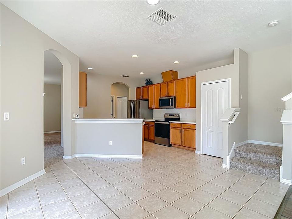 For Sale: $449,900 (4 beds, 3 baths, 2495 Square Feet)