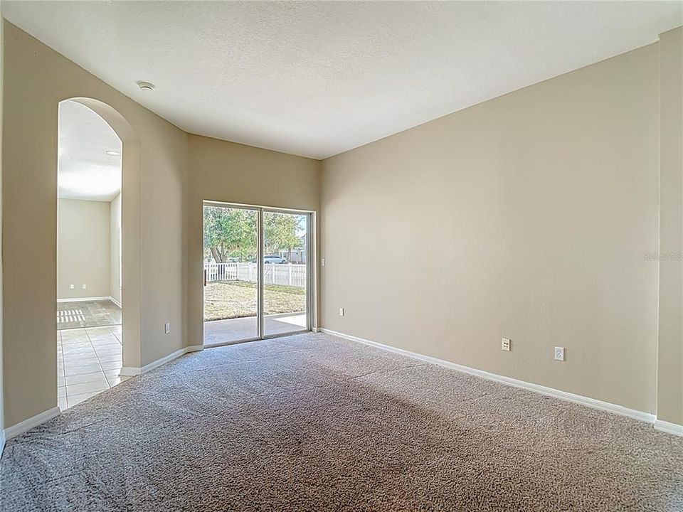 For Sale: $449,900 (4 beds, 3 baths, 2495 Square Feet)