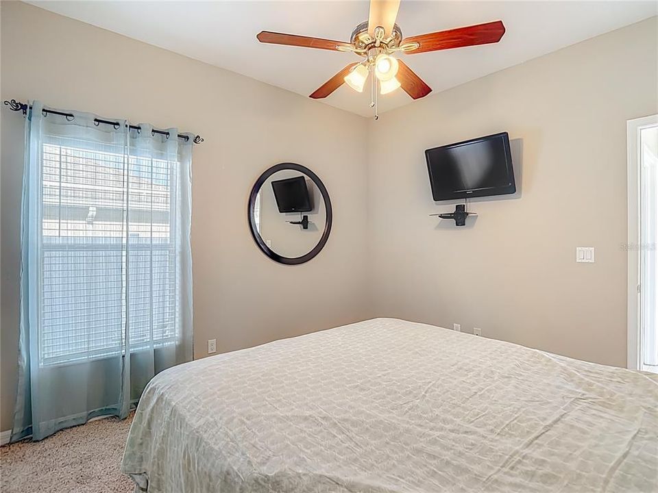 For Sale: $449,900 (4 beds, 3 baths, 2495 Square Feet)