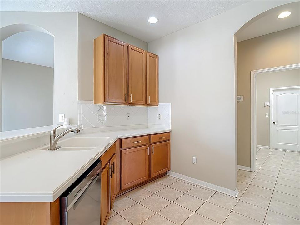 For Sale: $449,900 (4 beds, 3 baths, 2495 Square Feet)