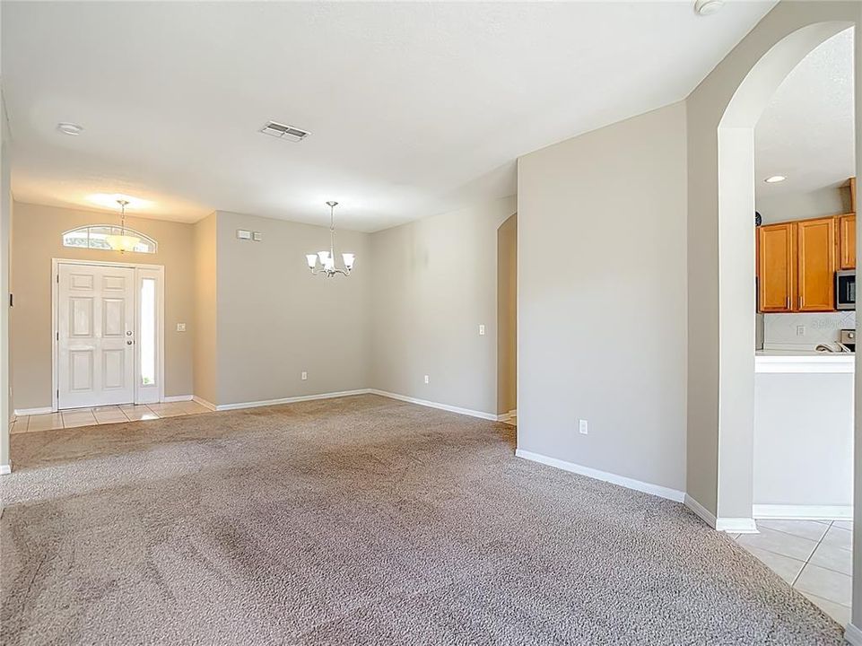 For Sale: $449,900 (4 beds, 3 baths, 2495 Square Feet)