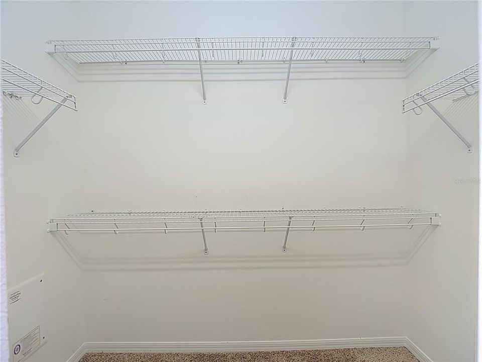 For Sale: $449,900 (4 beds, 3 baths, 2495 Square Feet)