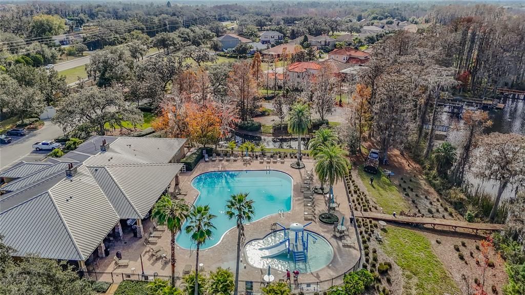 For Sale: $449,900 (4 beds, 3 baths, 2495 Square Feet)