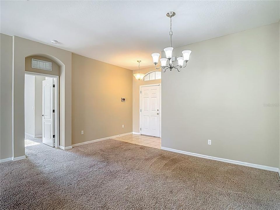 For Sale: $449,900 (4 beds, 3 baths, 2495 Square Feet)