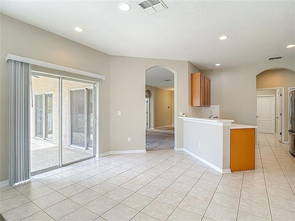 For Sale: $449,900 (4 beds, 3 baths, 2495 Square Feet)