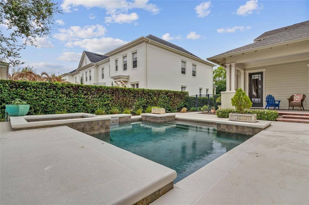 En Venta: $2,225,000 (5 camas, 4 baños, 4414 Pies cuadrados)