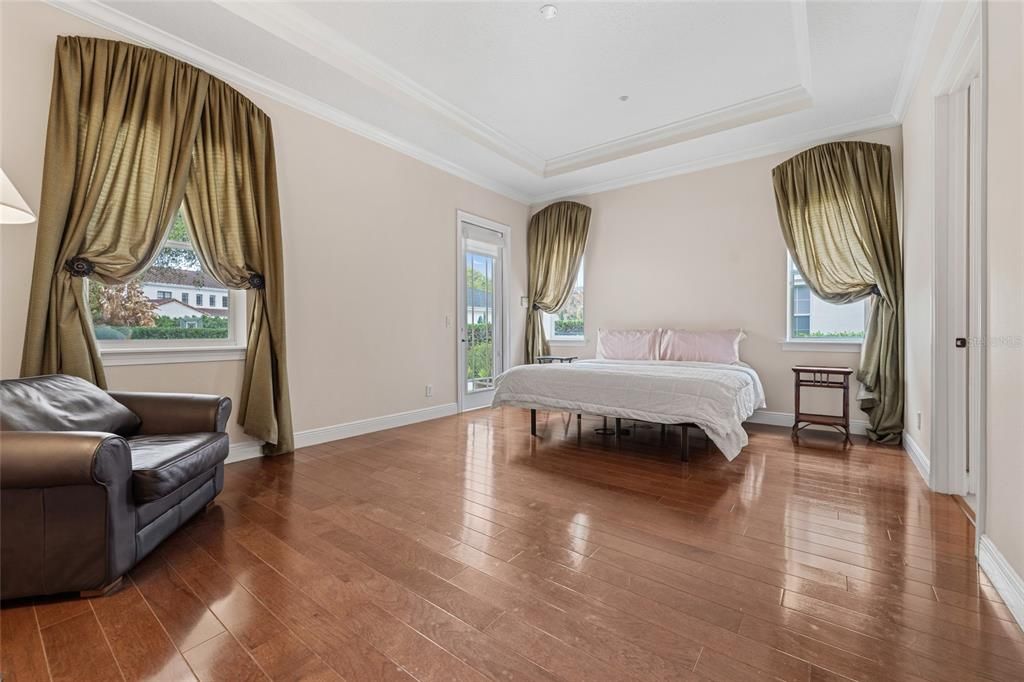 En Venta: $2,225,000 (5 camas, 4 baños, 4414 Pies cuadrados)