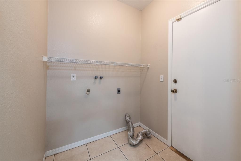 En Renta: $2,200 (3 camas, 2 baños, 1836 Pies cuadrados)